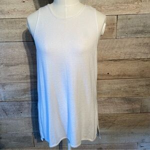 🛍️3/$30 Aritzia Wilfred Free women’s white‎ tank top in  size small